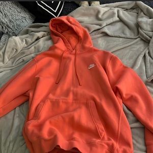 nike sweatshirt never worn